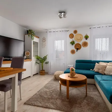 Pod Trzynastka Cosy * Jelenia Góra