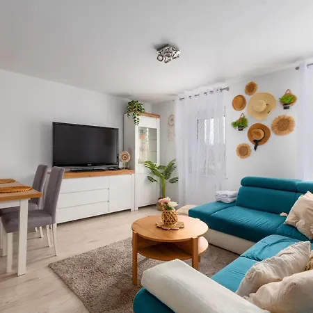 Pod Trzynastka Cosy * Jelenia Góra